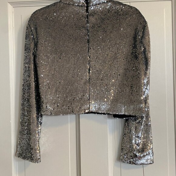 ALC Keegan Cropped Silver Sequined Mock Neck Top SZ 0 - Picture 2 of 3